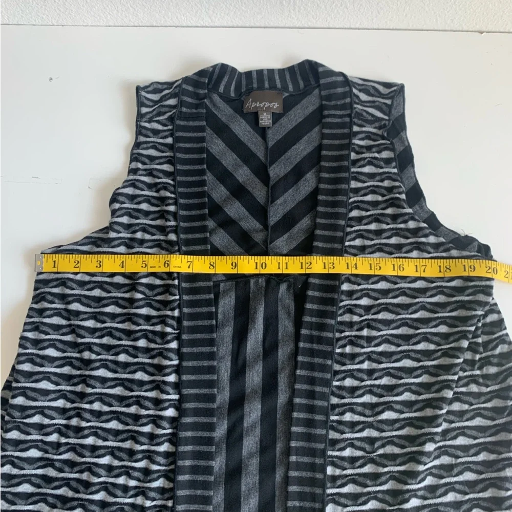 Apropos knit vest, black, gray geometrical jersey print adds warmth and layers M